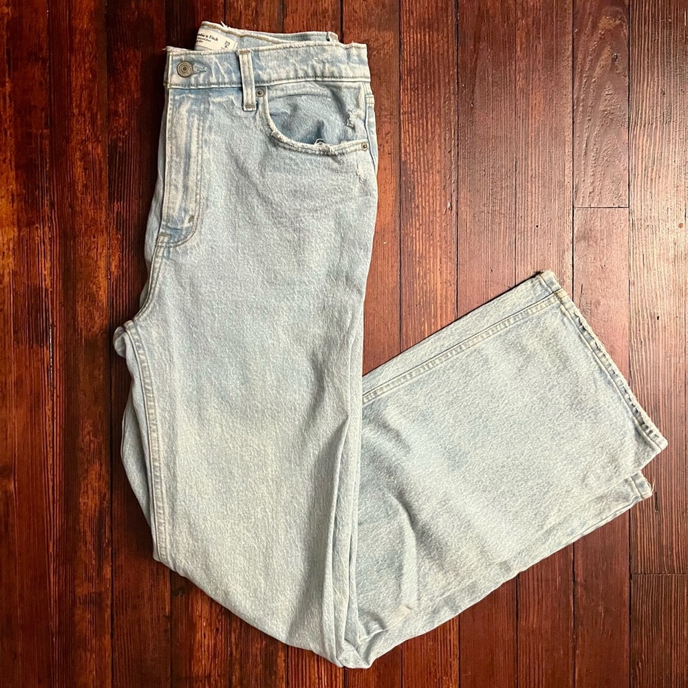 Abercrombie & Fitch High Rise 90s Relaxed Jean Denim Light Wash 29/8